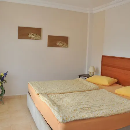 Al Con 9 Apartmán